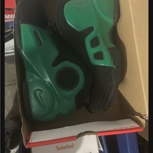 Nike Kids Emerald and Black Sneakers